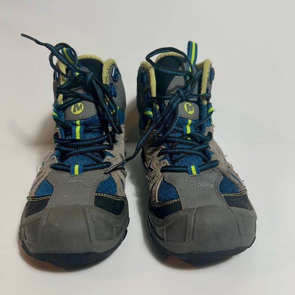 Merrell Kids Outdoor Hiking Waterproof Boots size 3 - Picture 2 of 8